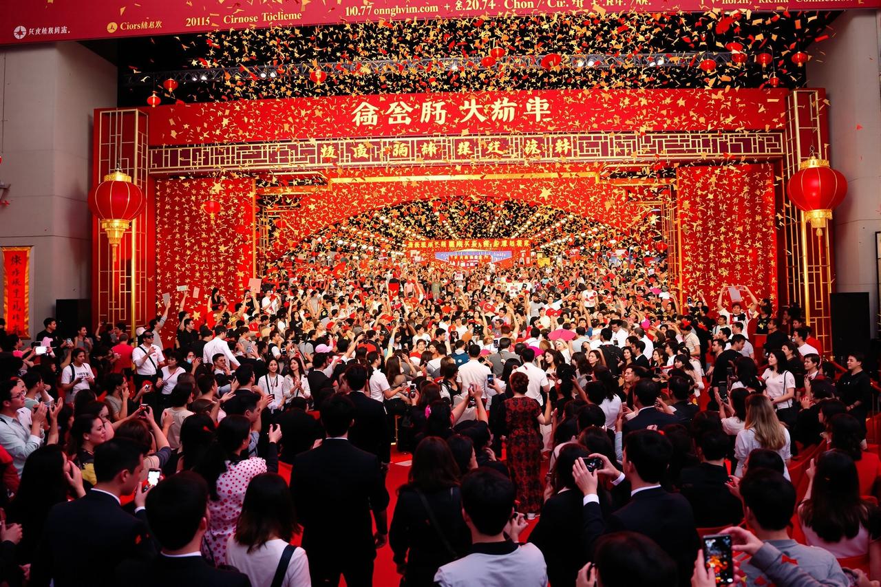 日韩在线观看《星辰大海》票房突破30亿，创华语科幻新纪录